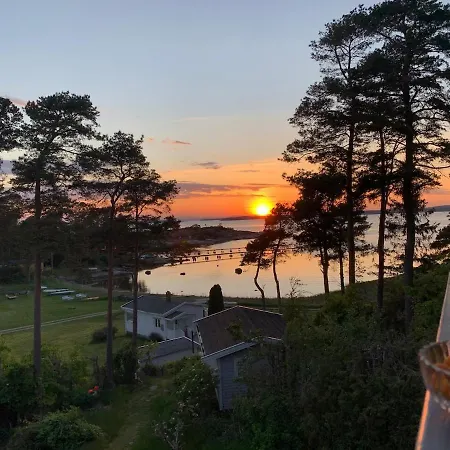 Casa vacanze By The Sea With Great Views